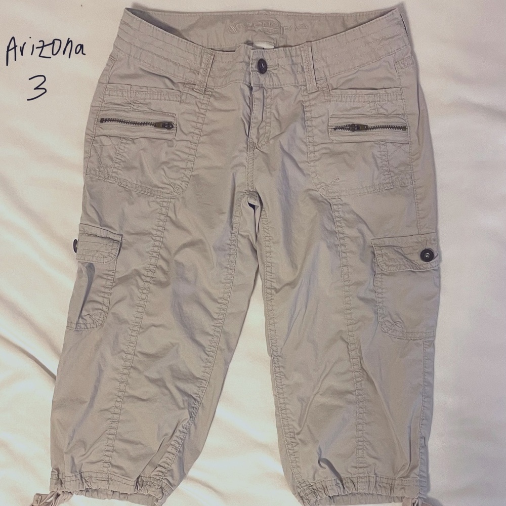 Arizona Taupe Shorts Size 3